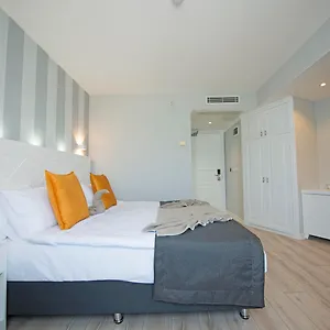 4* Hotel Motto Premium